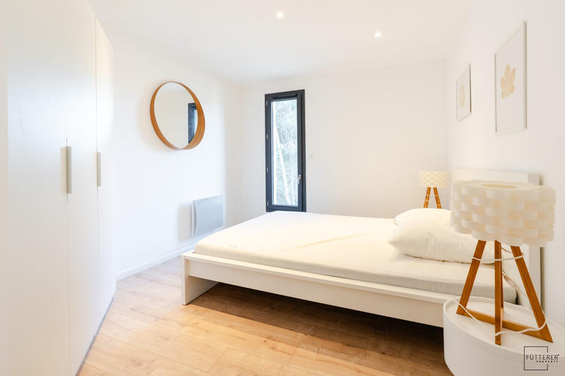 Villa - 213 m² - 11 pièces