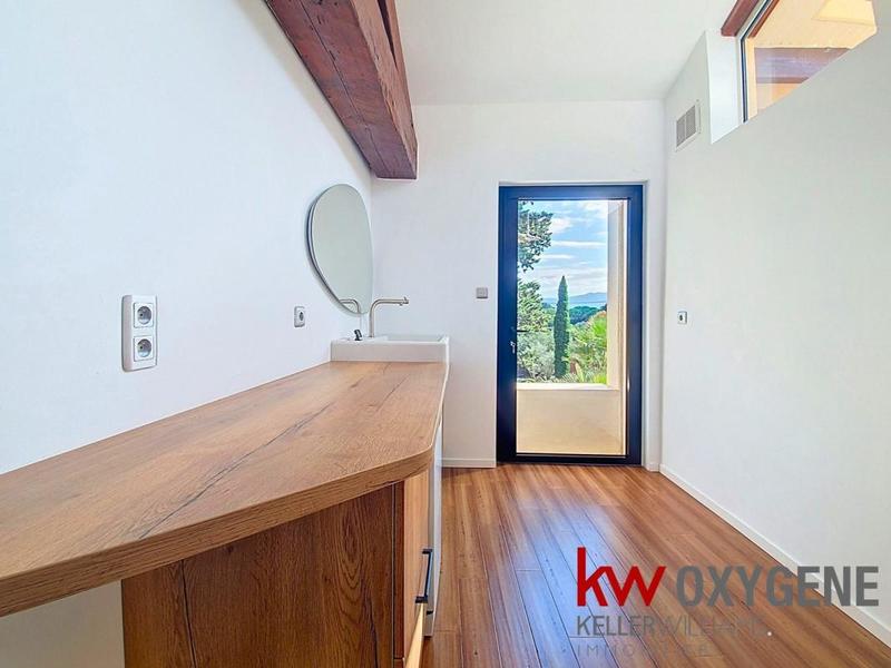 Duplex - 188 m² - 6 pièces