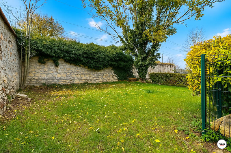 Immeuble - 9 pièces