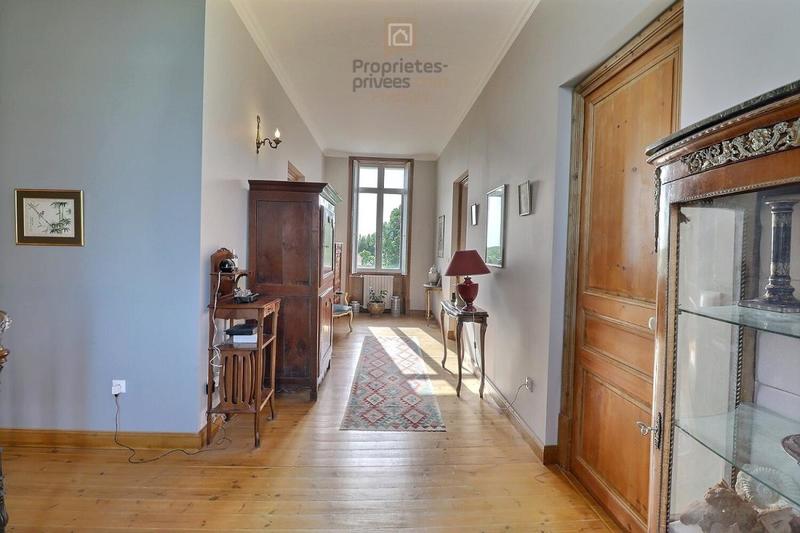 Demeure - 380 m² - 13 pièces