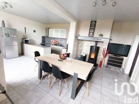 Maison - 142 m² - 8 pièces