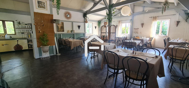 Local commercial - 320 m²