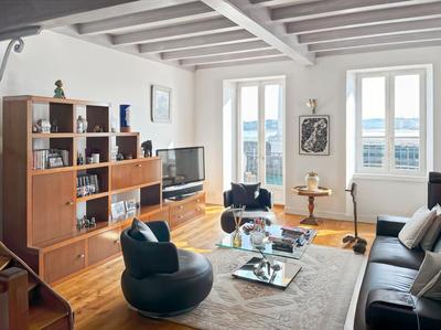 Maison - 200 m² - 5 pièces