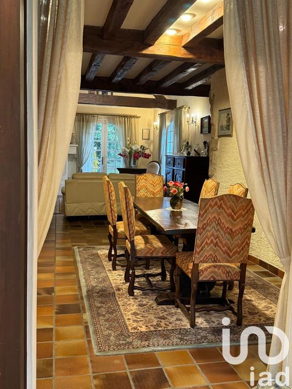 Maison - 175 m² - 7 pièces