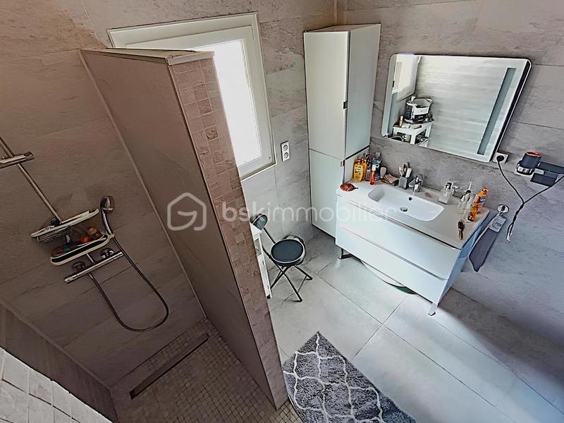 Maison - 112 m² - 5 pièces