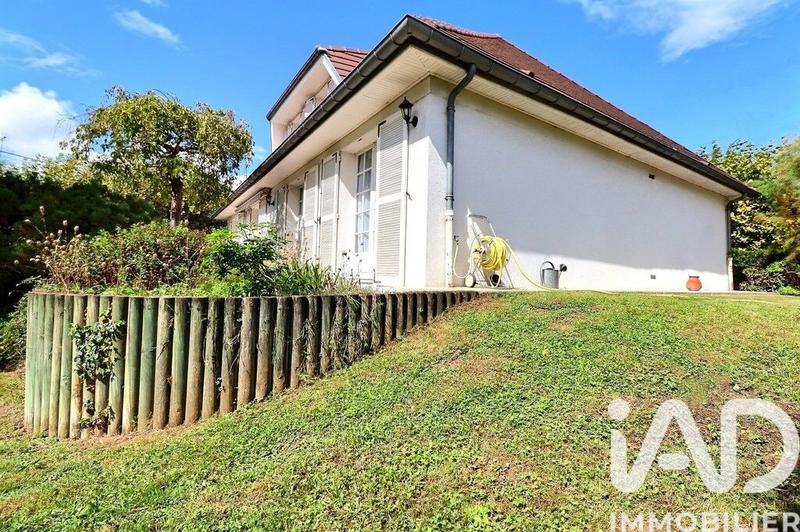 Maison - 170 m² - 9 pièces