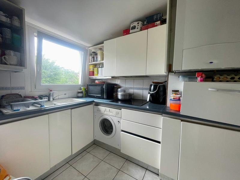 Appartement - 93 m² - 5 pièces