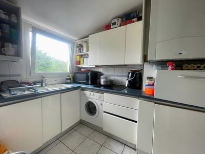 Appartement - 93 m² - 5 pièces