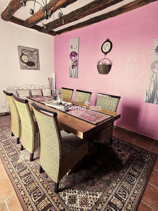 Maison traditionnelle - 170 m² - 6 pièces