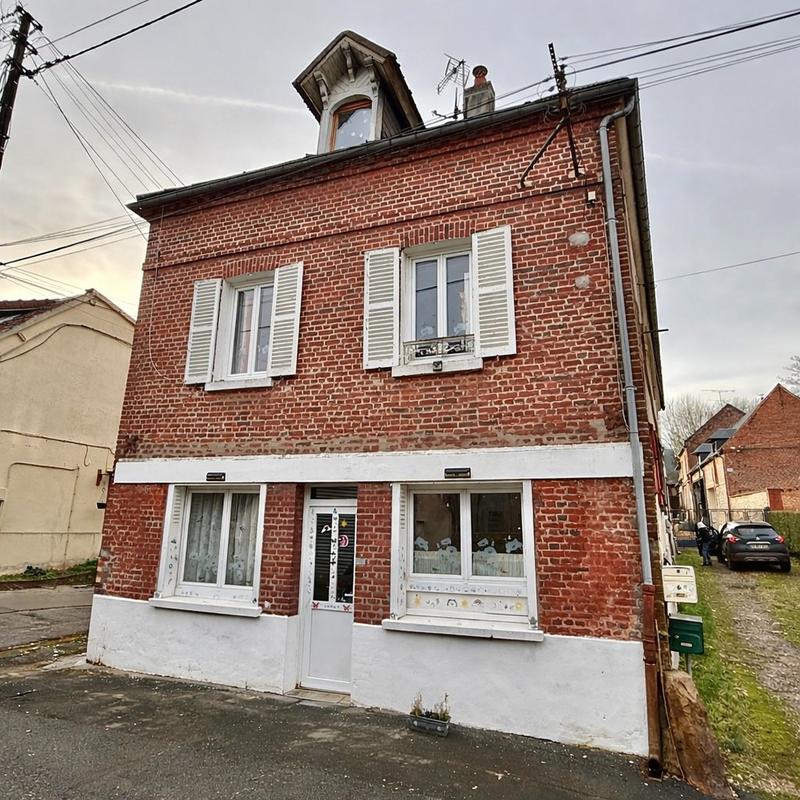 Maison - 60 m² - 4 pièces