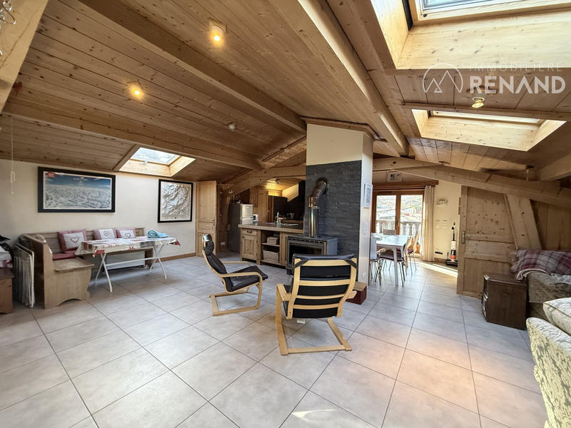 Loft - 140 m² - 5 pièces