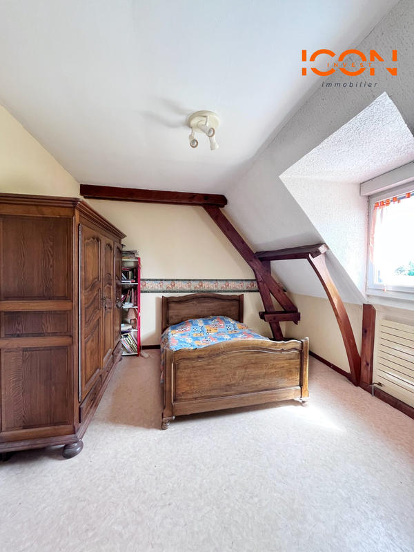 Maison - 190 m² - 8 pièces