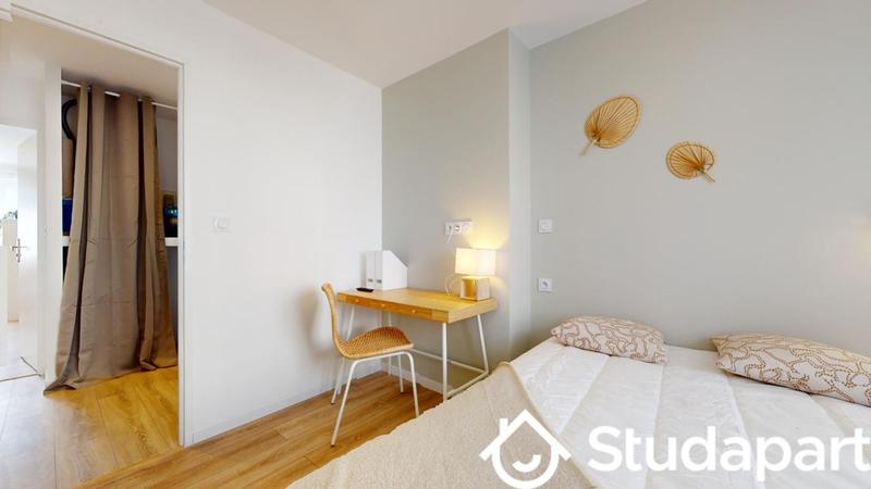 Chambre - 9 m² - 1 pièce