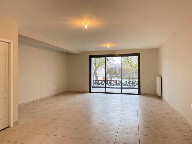 Appartement - 93 m² - 3 pièces