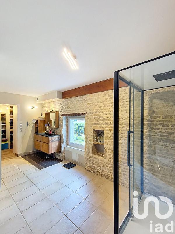 Maison - 201 m² - 6 pièces