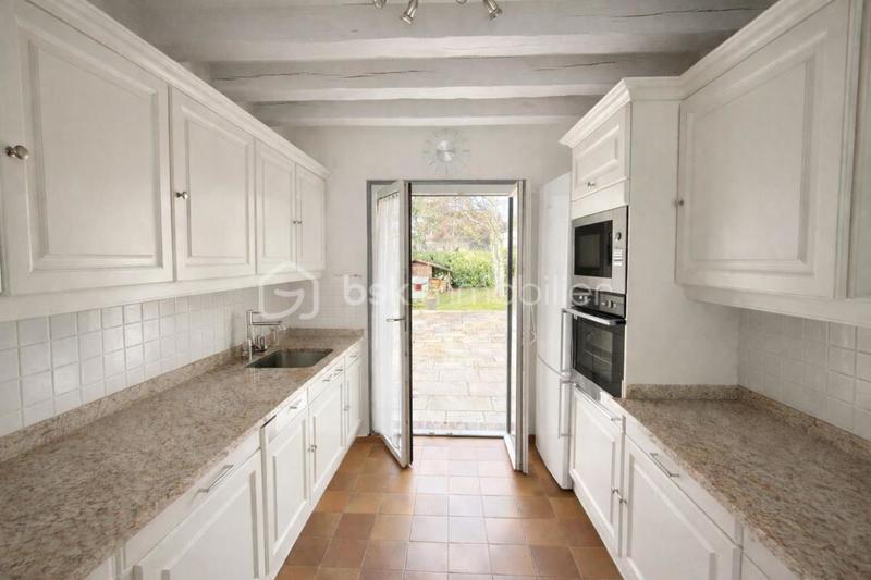 Maison - 179 m² - 6 pièces