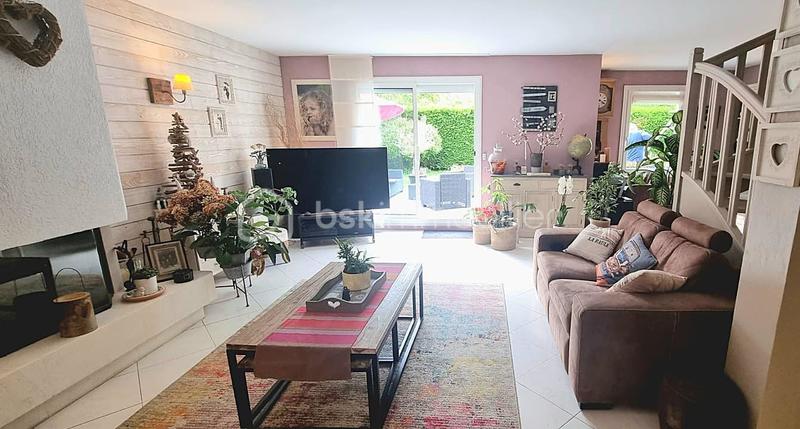 Maison - 165 m² - 6 pièces