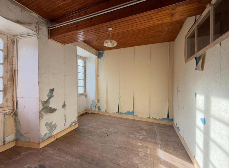 Maison - 105 m² - 6 pièces