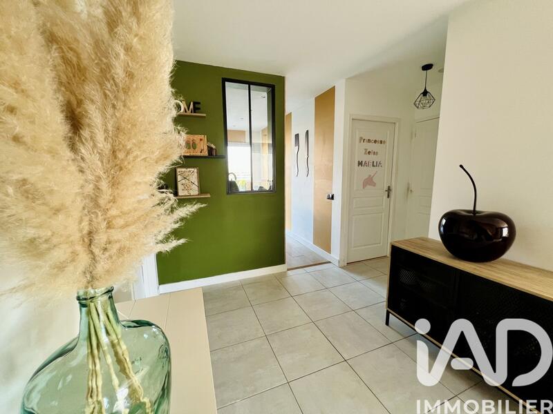 Maison - 91 m² - 5 pièces