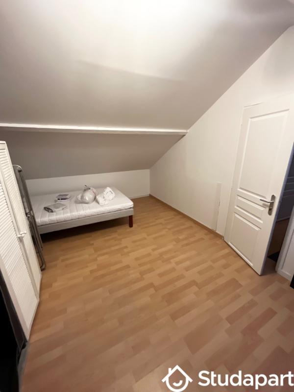 Chambre - 14 m² - 1 pièce
