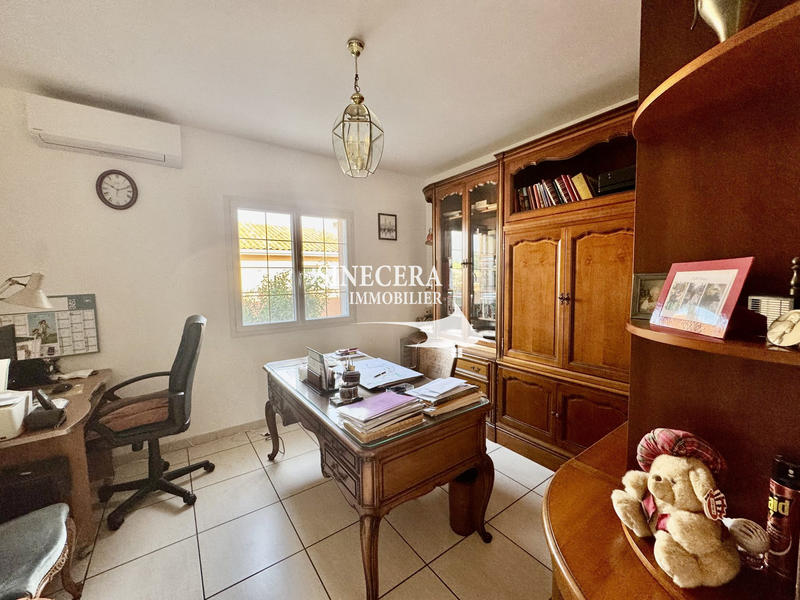 Maison - 224 m² - 9 pièces