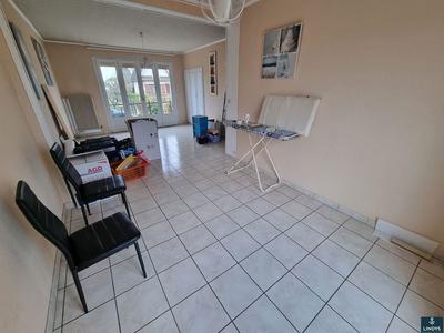 Pavillon - 159 m² - 8 pièces