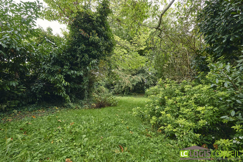 Maison contemporaine - 201 m² - 9 pièces