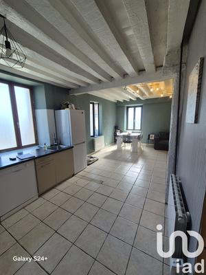Maison - 95 m² - 5 pièces