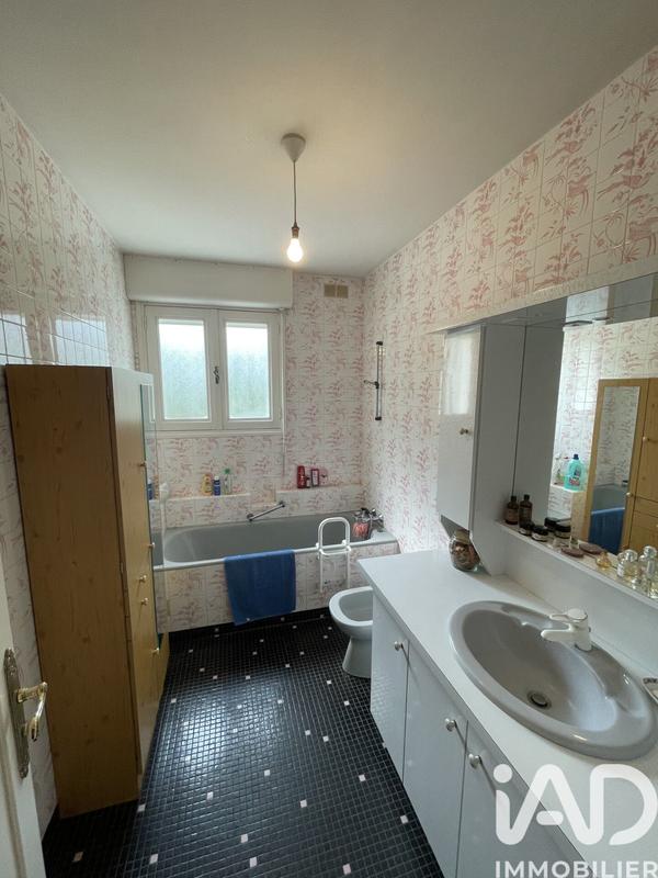 Maison - 152 m² - 8 pièces