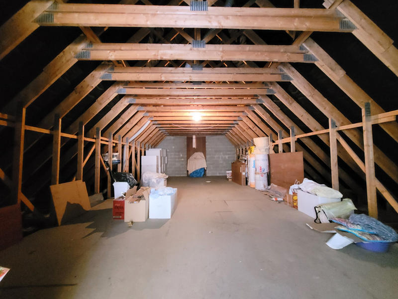 Maison - 215 m² - 9 pièces