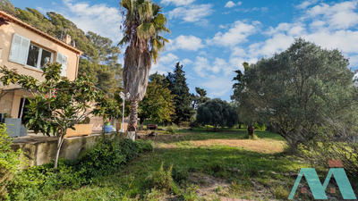 Maison - 172 m² - 7 pièces