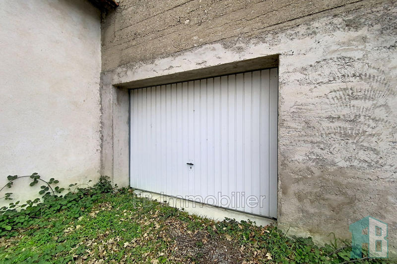 Parking / Garage - 22 m²
