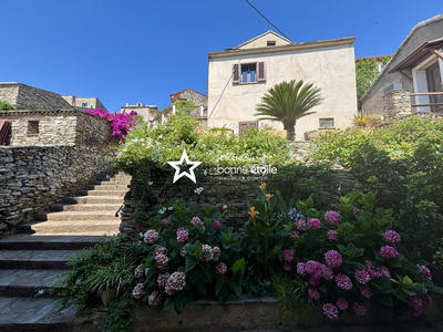 Maison - 137 m² - 5 pièces