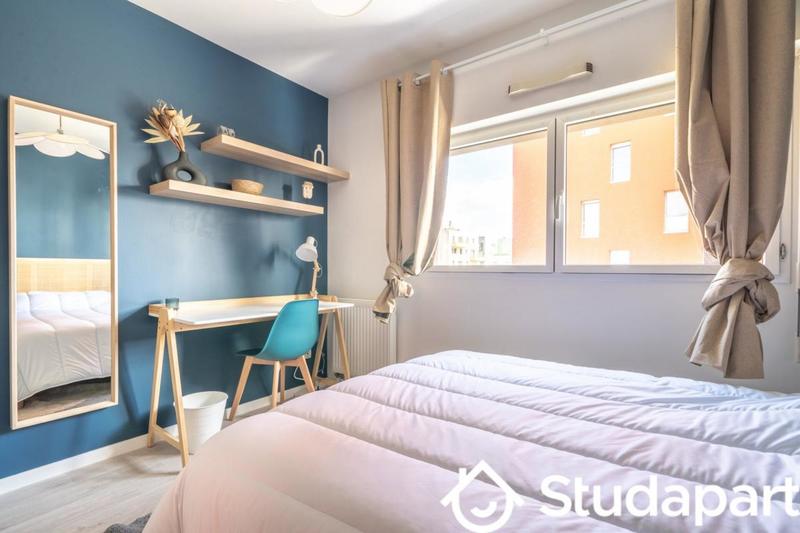 Chambre - 10 m² - 1 pièce