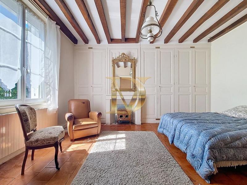 Château - 110 m² - 4 pièces