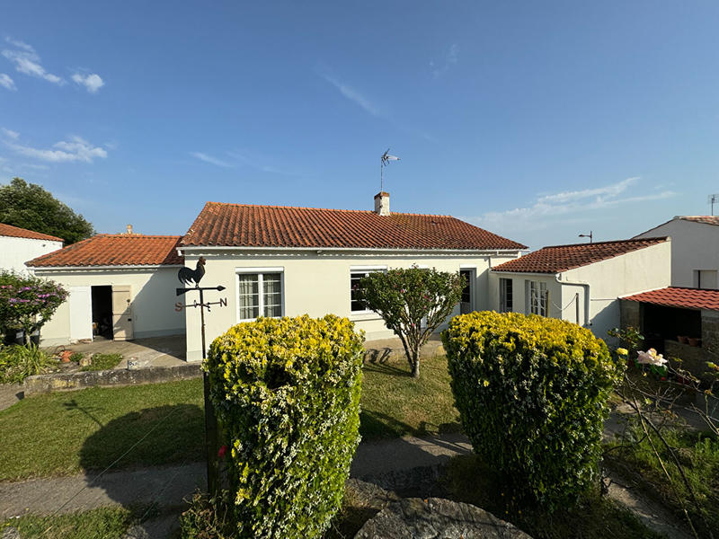 Maison - 97 m² - 5 pièces