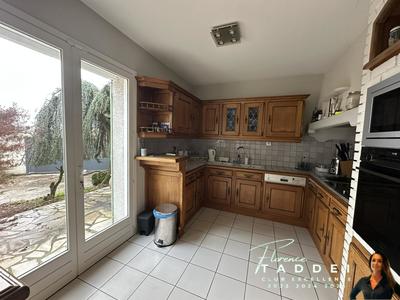 Maison - 200 m² - 7 pièces