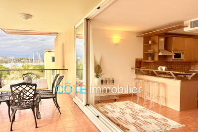 Appartement - 83 m² - 4 pièces