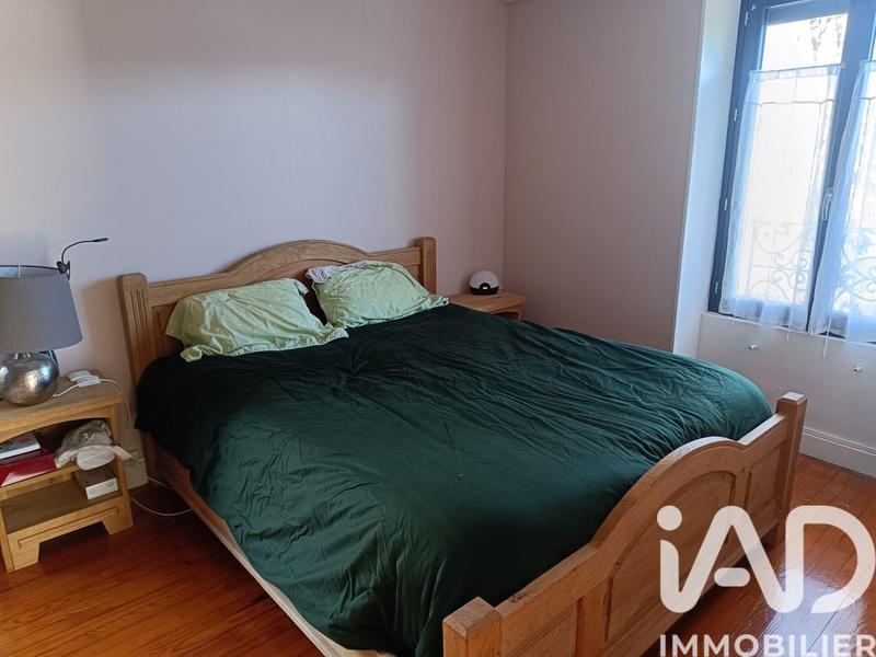 Maison - 265 m² - 9 pièces