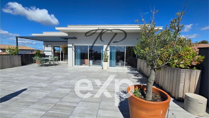 Villa - 268 m² - 7 pièces