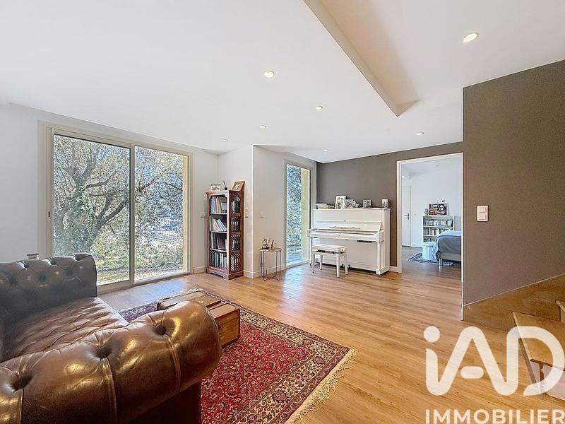 Maison - 145 m² - 5 pièces