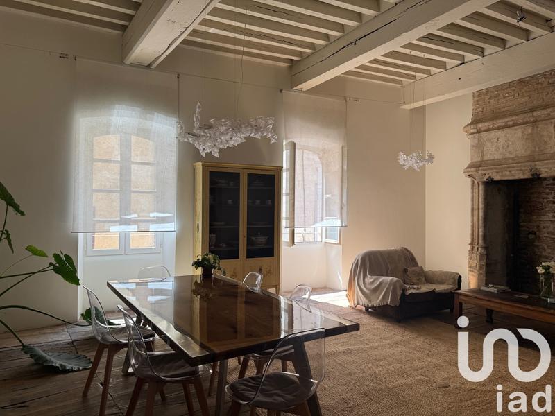 Maison - 247 m² - 8 pièces