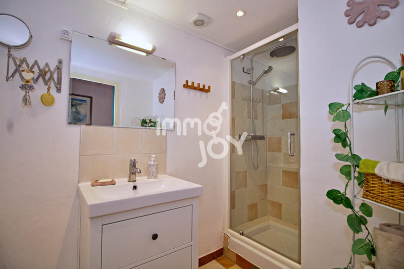 Maison - 84 m² - 3 pièces