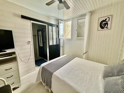 Maison traditionnelle - 188 m² - 6 pièces