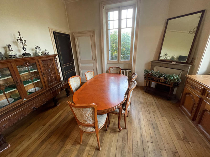 Manoir - 300 m² - 11 pièces