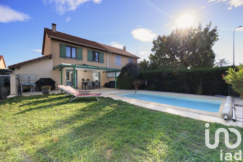 Maison - 91 m² - 5 pièces