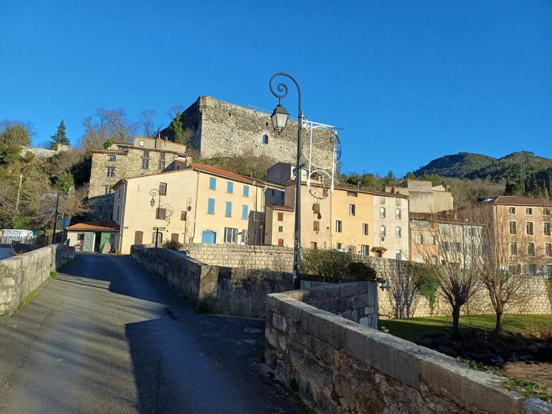 Maison - 134 m² - 9 pièces