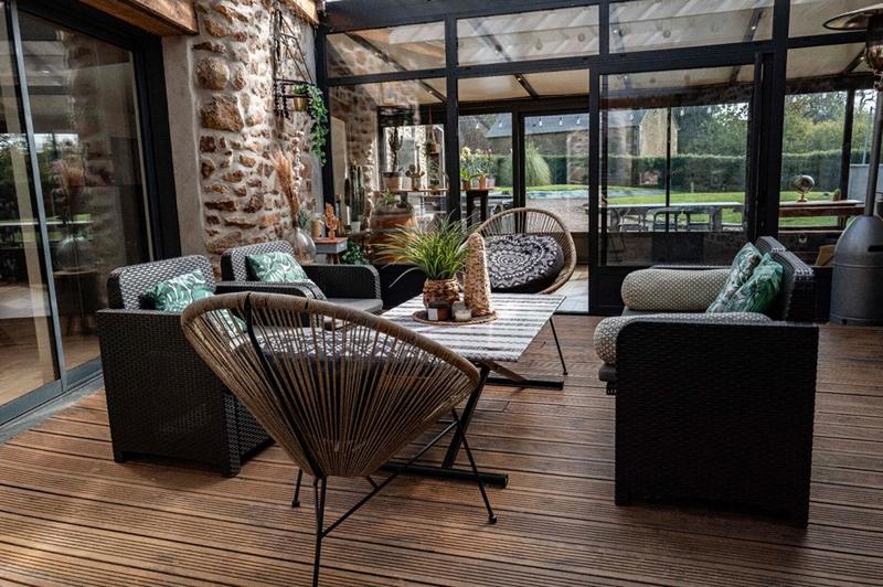 Maison - 240 m² - 6 pièces