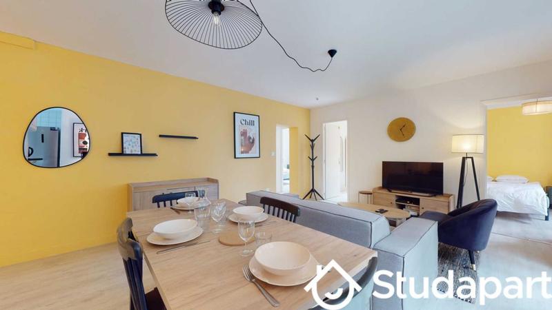 Chambre - 9 m² - 1 pièce