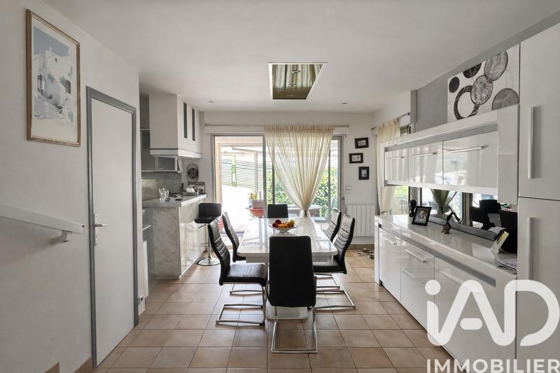 Maison - 165 m² - 7 pièces